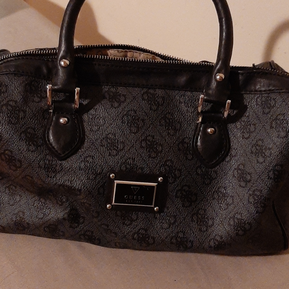 Guess bag